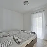 Oliver 2 Апартаменты