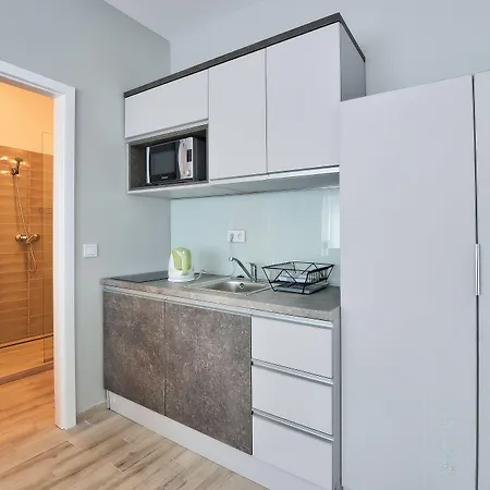 아파트 Oliver 2 *