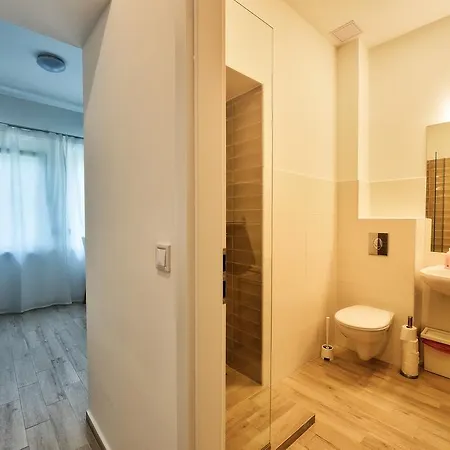 Apartman Oliver 2 *